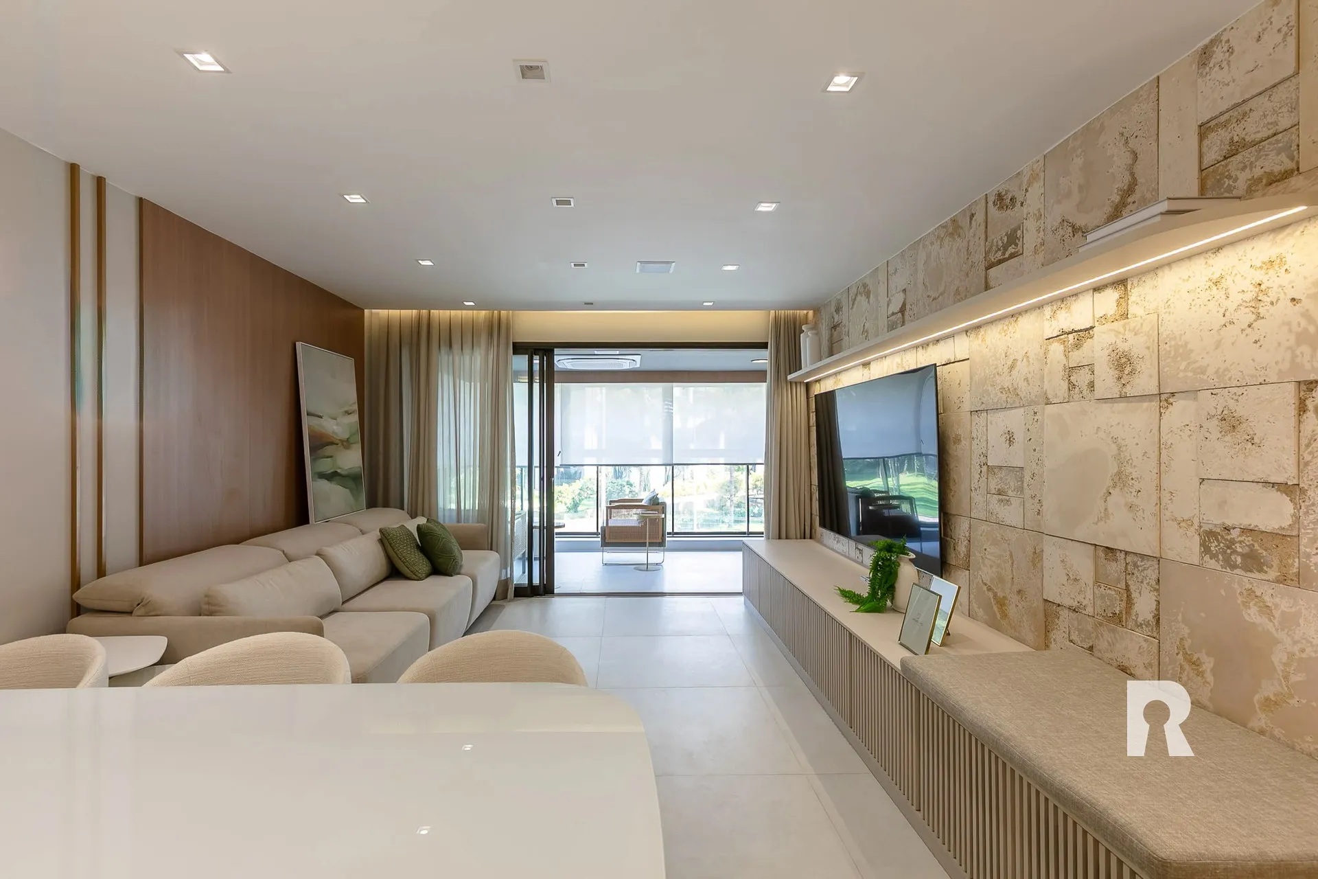 3-bedroom apartment with a jacuzzi — photo 19