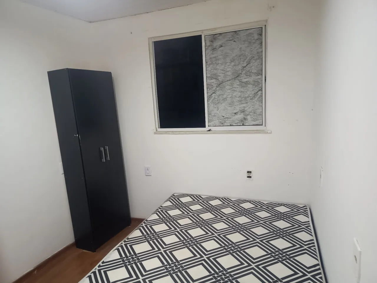 1 quarto e piso de madeira ou laminado: apartamento de 28 m² — photo 12