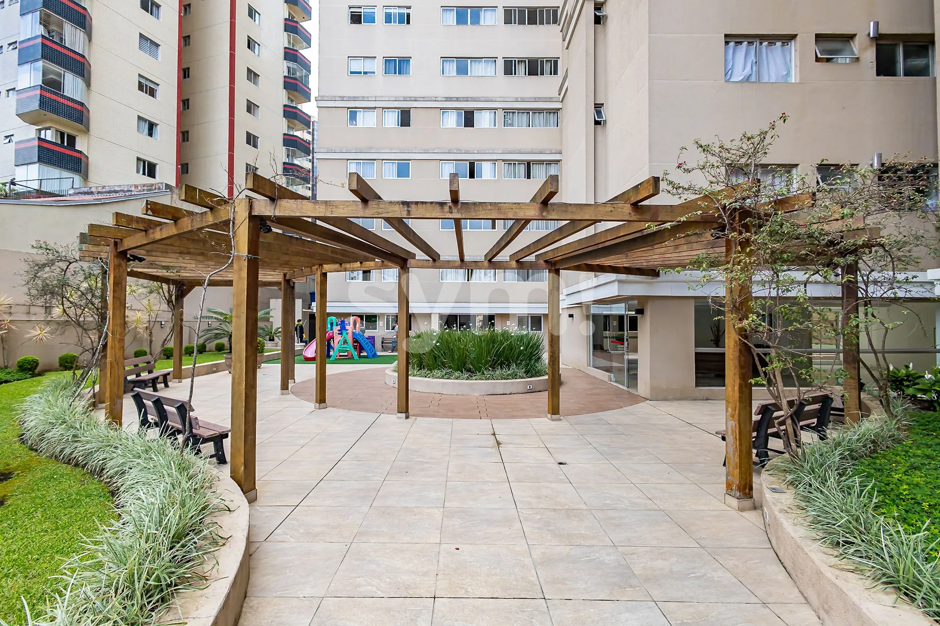 Apartamento mobiliado de 2 quartos com varanda envidraçada — photo 13