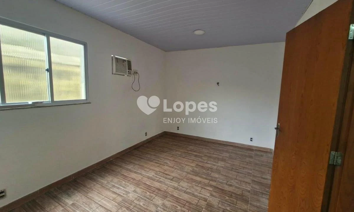 Будинок: 3 спальні, 1 з власною ванною кімнатою, 39 м² — photo 3