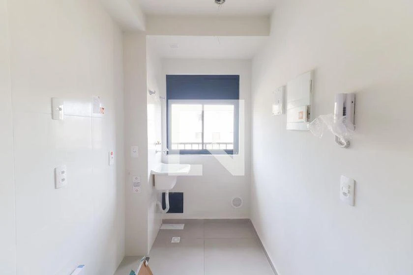 3-bedroom apartment with a grill on the balcony — photo 40