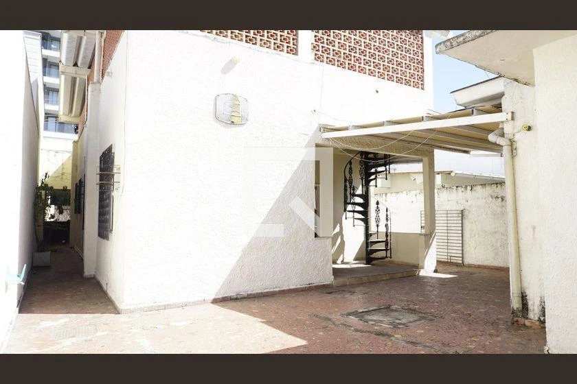 Rental house with 3 bedrooms, 480 m² and 2 parking spots — photo 38