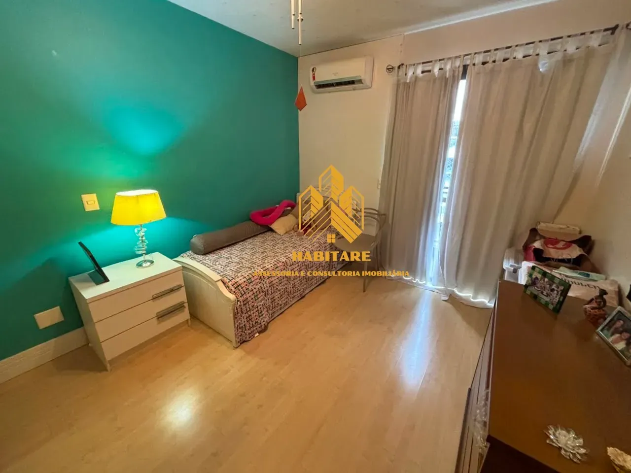 Furnished 3-bedroom apartment with 275 m² on the 4th floor — photo 10
