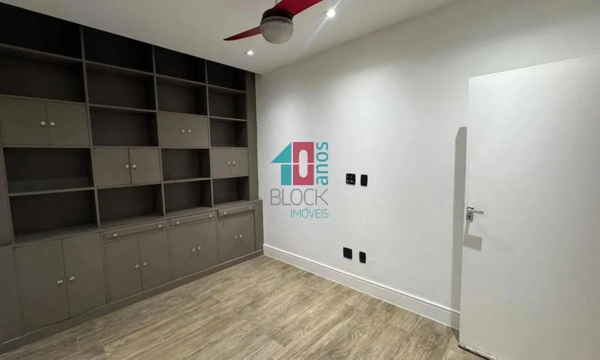 4-bedroom apartment with a home office in Rio de Janeiro — photo 4