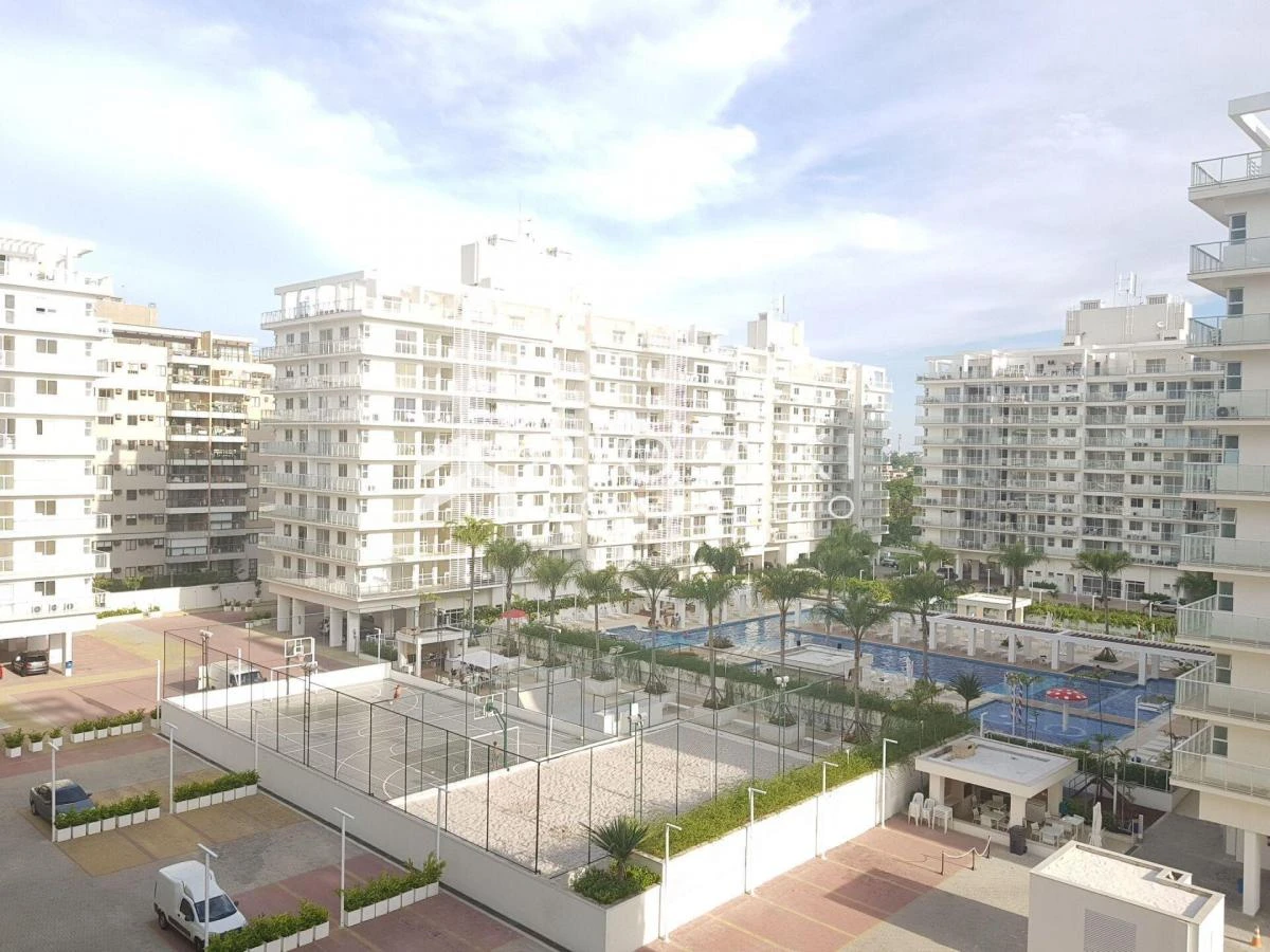 88 m² apartment with 3 bedrooms and 2 en-suites — photo 37