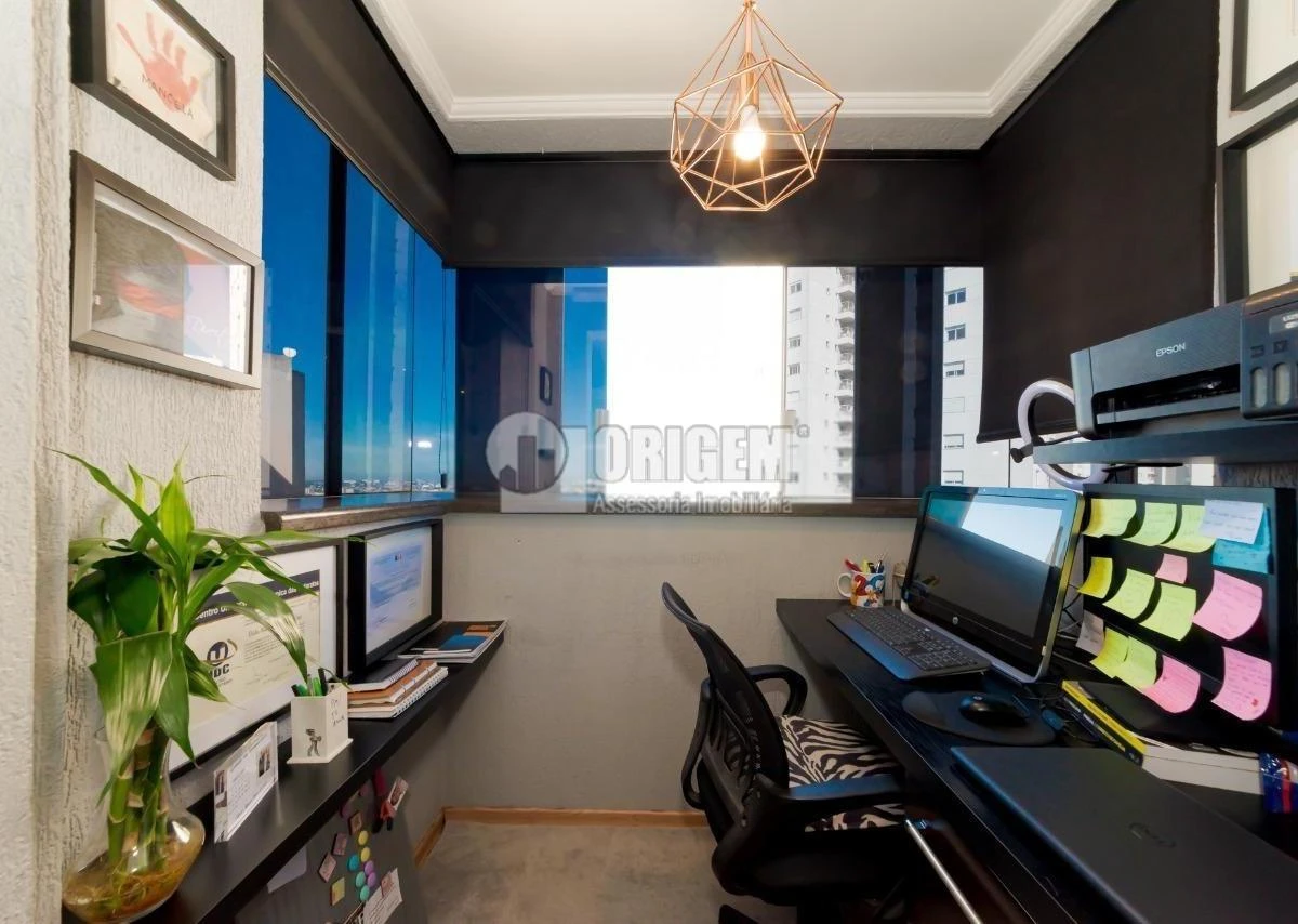 Furnished 216 m² apartment with 3 en-suites — photo 44