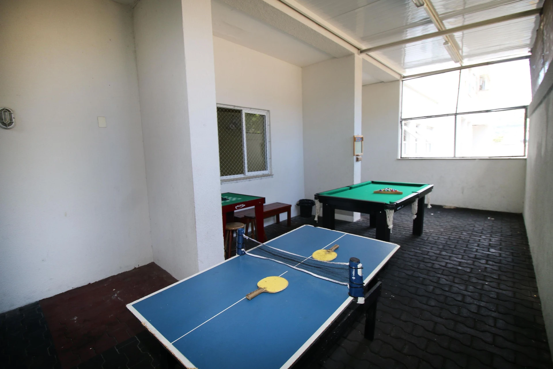 Rental apartment with 2 bedrooms and a balcony — photo 46