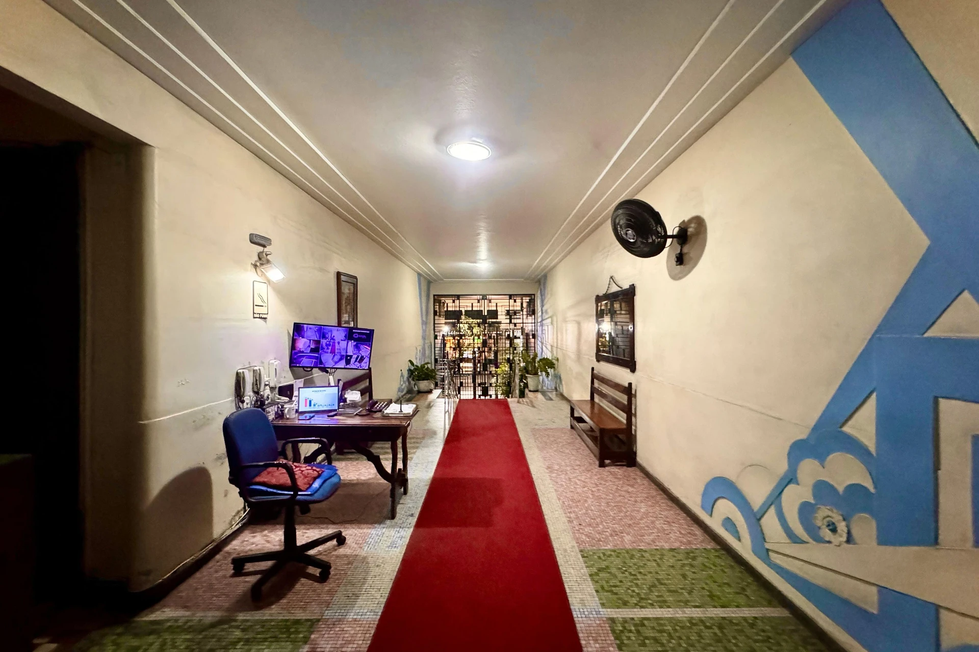 Furnished 1-bedroom apartment with pets allowed — photo 17