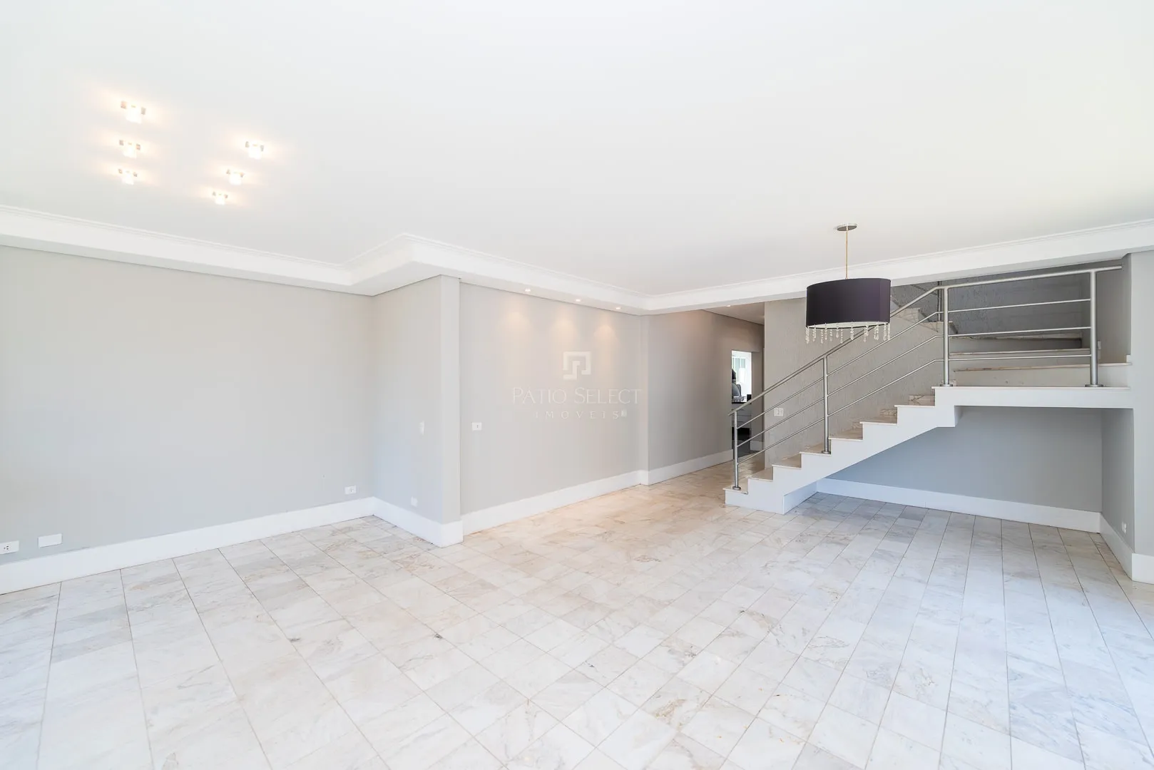 Furnished house, 305 m², with a bathtub — photo 7