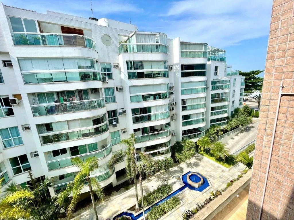 3-bedroom 3-bath apartment with 250 m² and 3 parking — photo 23