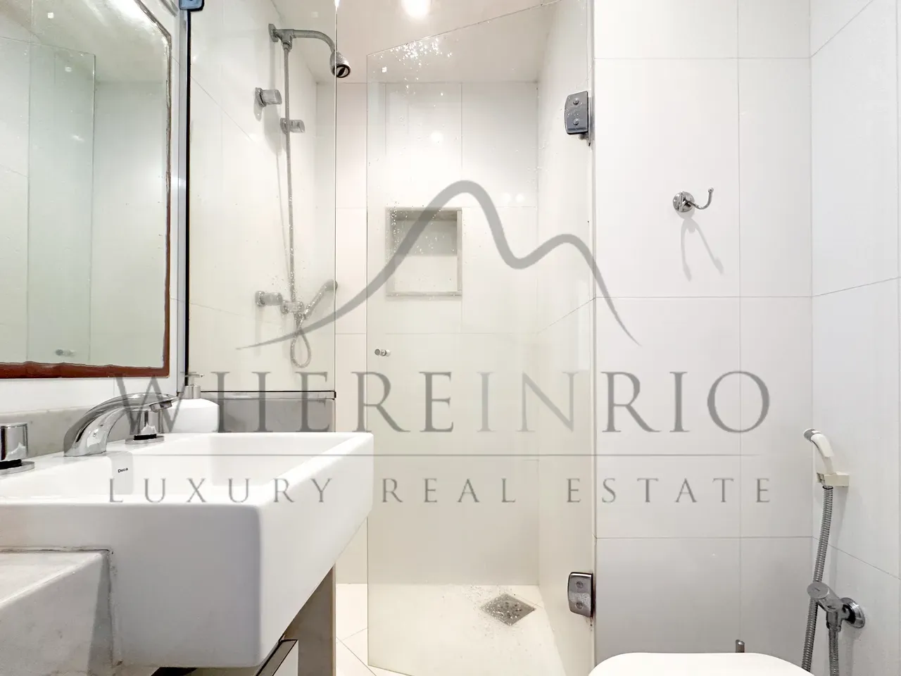 Furnished apartment, 78 m², with a washing machine — photo 10