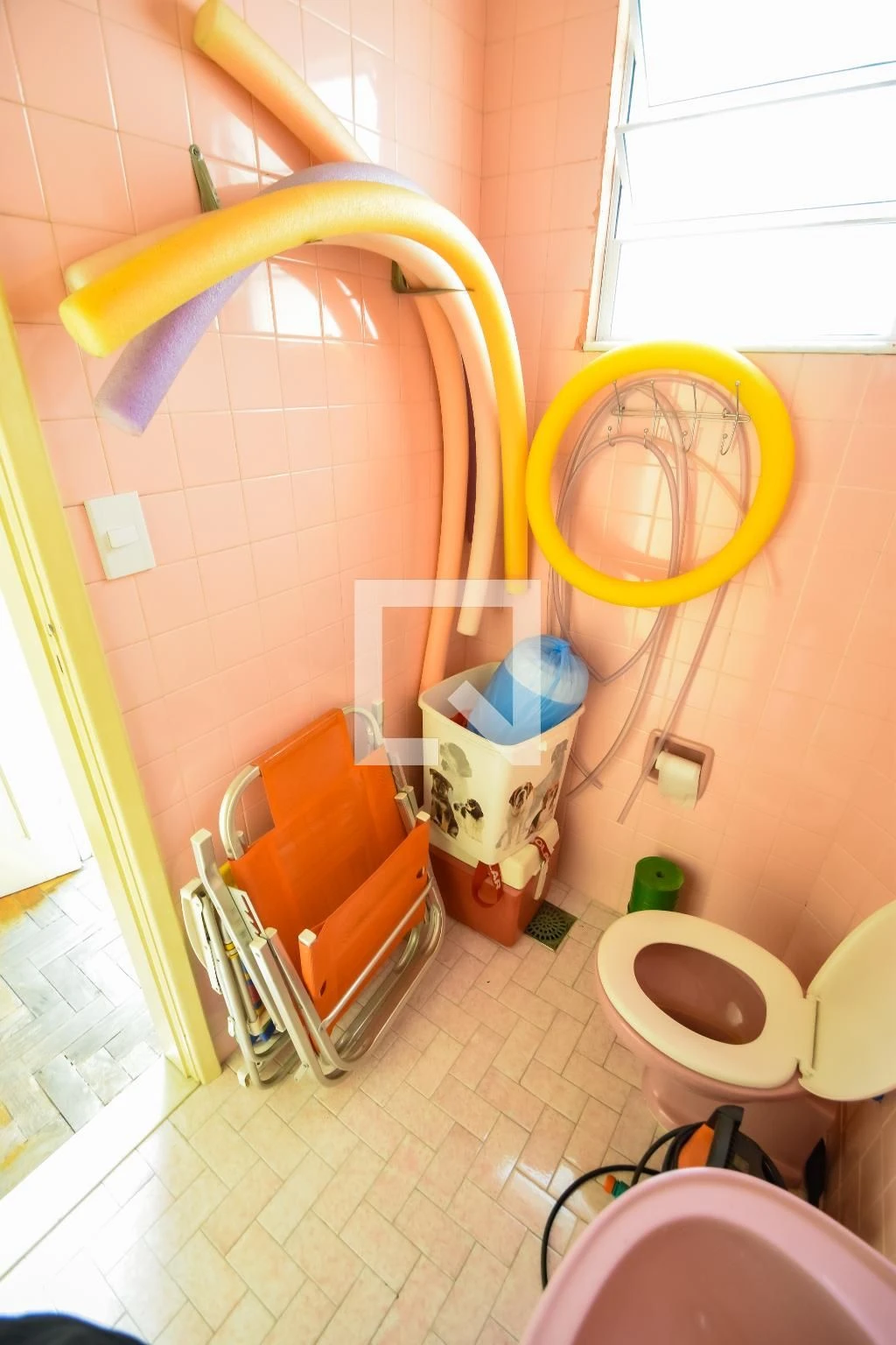 Casa mobiliada com 6 quartos e 3 suítes com jardim e BBQ — photo 69