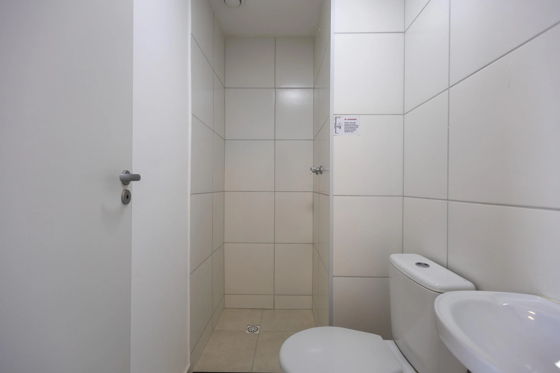 Apartamento sem mobília de 1 quarto com cozinha integrada — photo 11