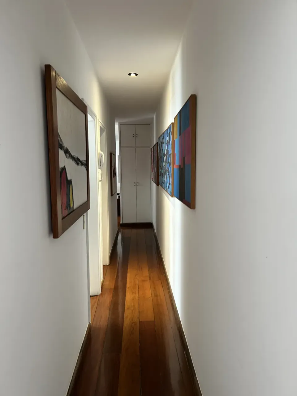 Furnished standard apartment with 3 bedrooms and 2 bathrooms — photo 3