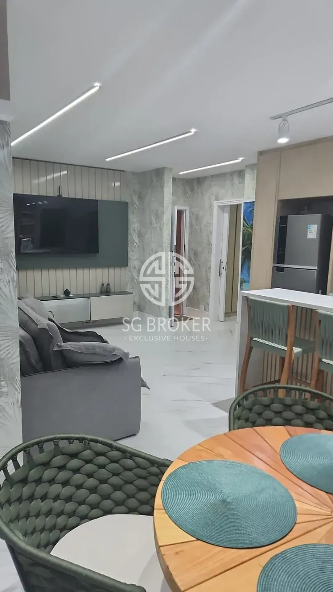 Furnished 2-suite apartment with 70 m² on a high floor — photo 8