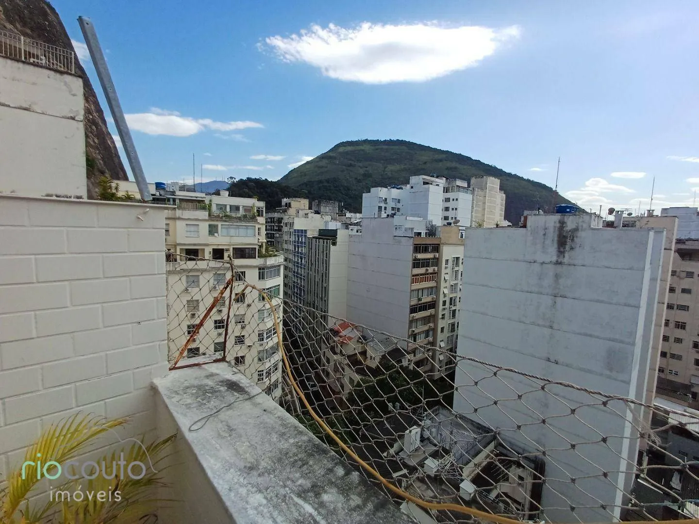 Apartment with 3 bedrooms and 2 bathrooms with a balcony — photo 8