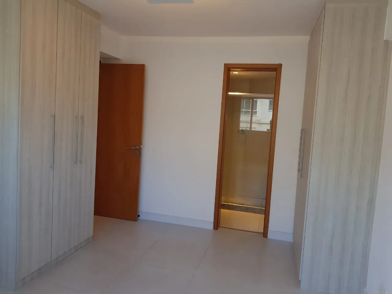 Балкон с грилем и 2 спальни: квартира 91 м² — photo 13