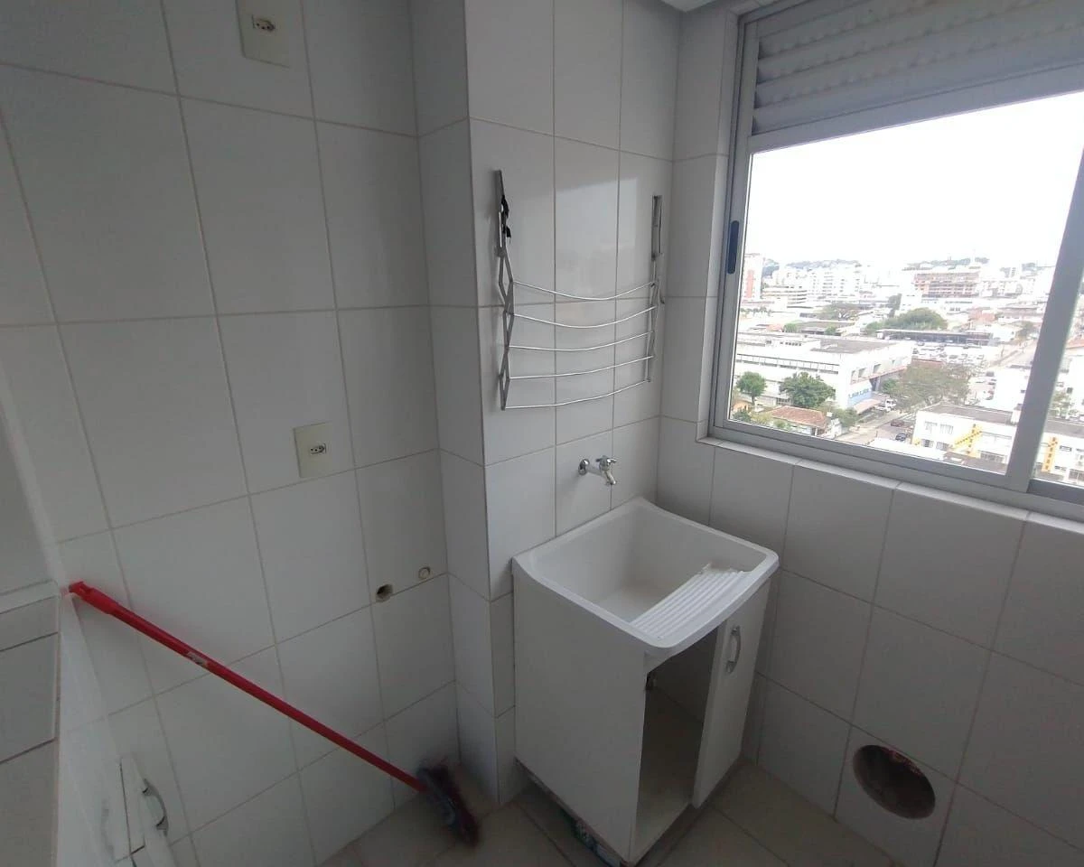 2-bedroom apartment with a home office in Florianópolis — photo 6