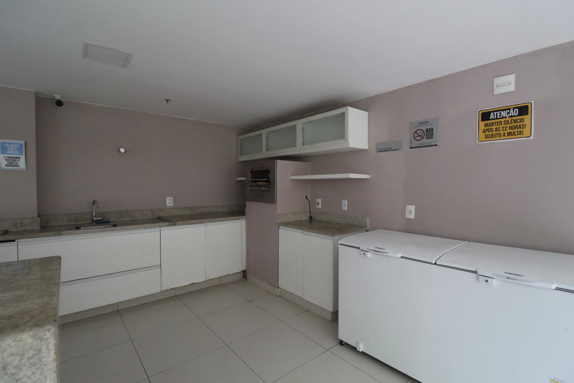 Furnished apartment, 72 m², with a glass-enclosed balcony — photo 5