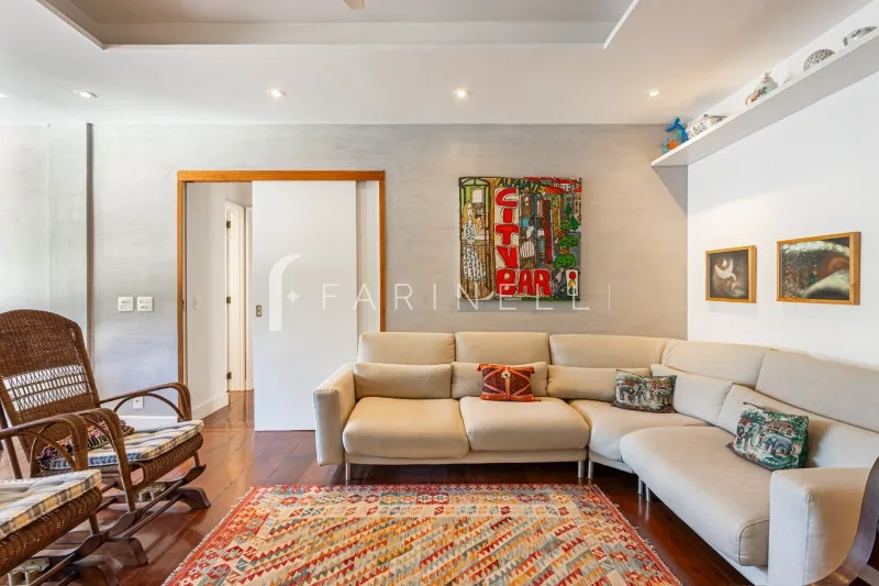 Apartamento mobiliado com 3 quartos e 5 banheiros — photo 4