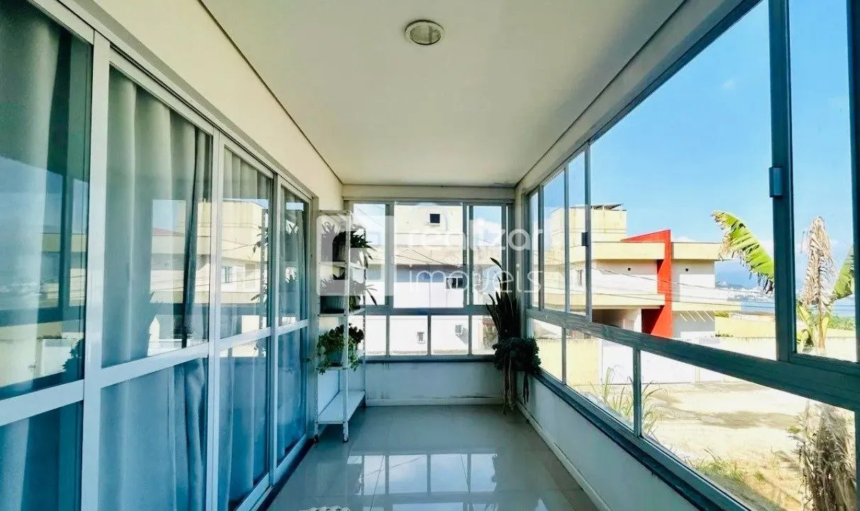 Меблированный дом на 5 спален, 466 м² и 4 места — photo 22