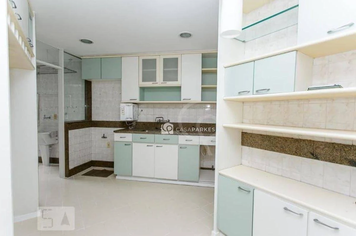 Квартира з 3 спальнями, 5 ванними кімнатами та 200 м² — photo 37