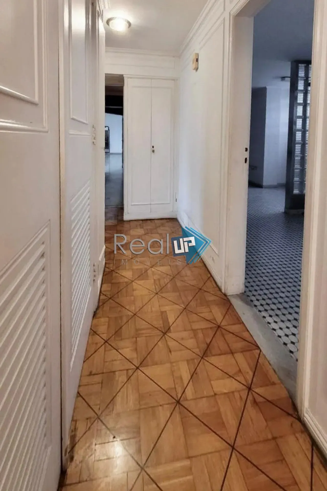 Apartamento para locação com 5 dormitórios e janelas do chão ao teto — photo 33