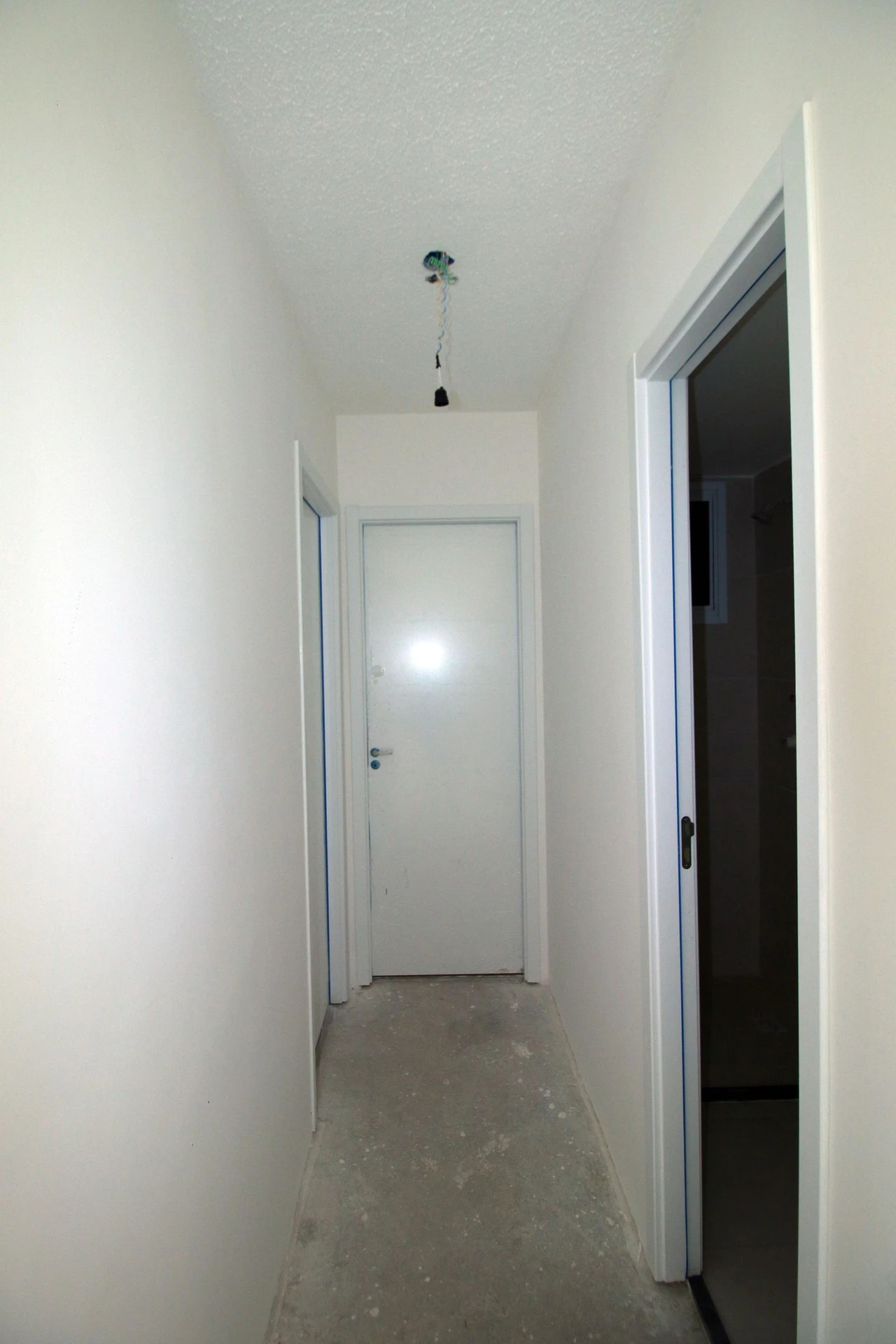2-bedroom apartment in a building with a gym — photo 47
