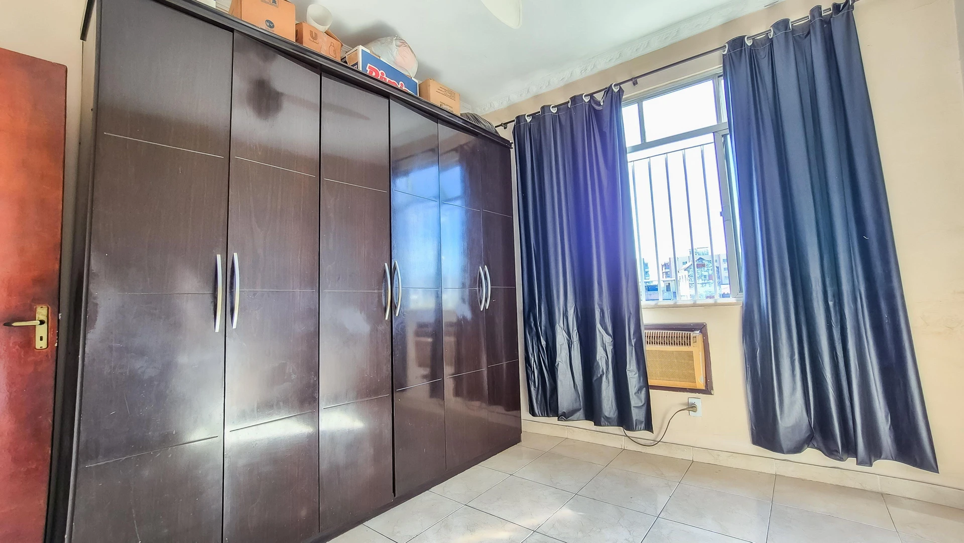 Furnished 2-bedroom apartment with 1 bathroom — photo 18