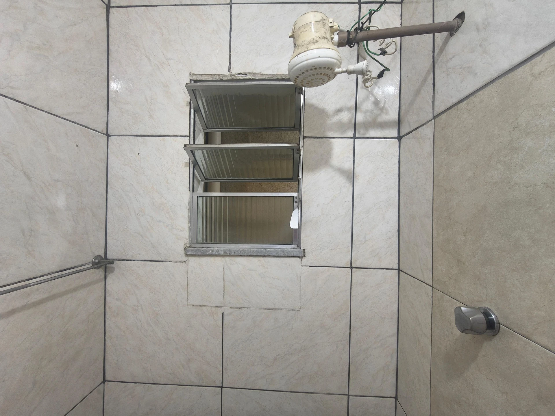 House with 1 bedroom and 1 bathroom and gas kitchen — photo 18