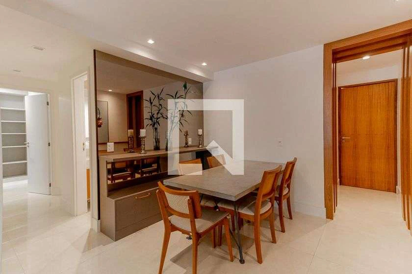 110 m² apartment with enclosed balcony and 3 bedrooms — photo 23