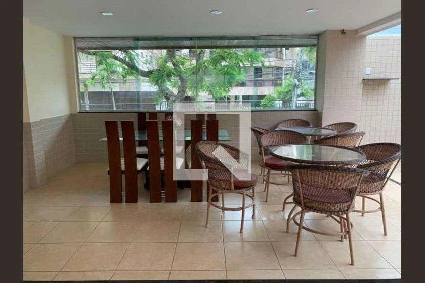 296 m² apartment with 4 bedrooms and 3 parking spots — photo 6