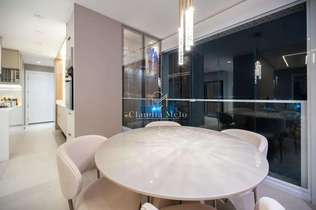Apartamento mobiliado de 3 suítes com 266 m² e varanda — photo 4