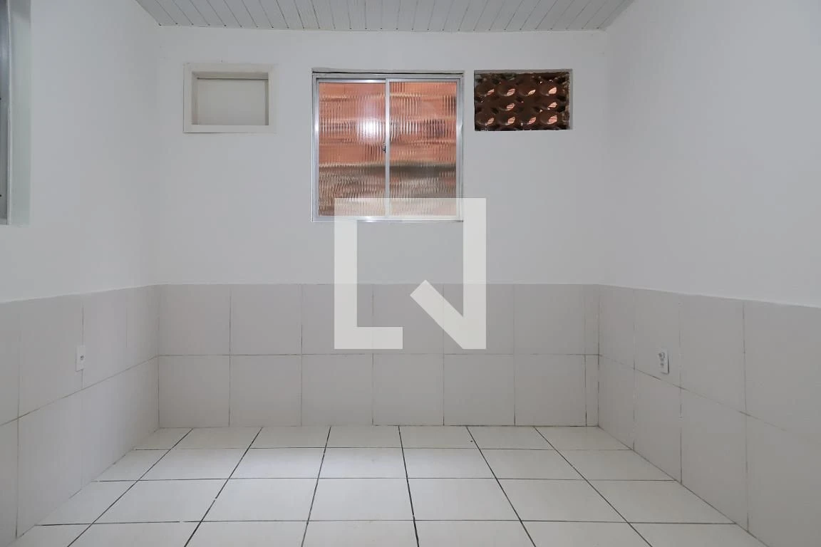 Apartment for rent with 1 bedroom and glass shower — photo 2