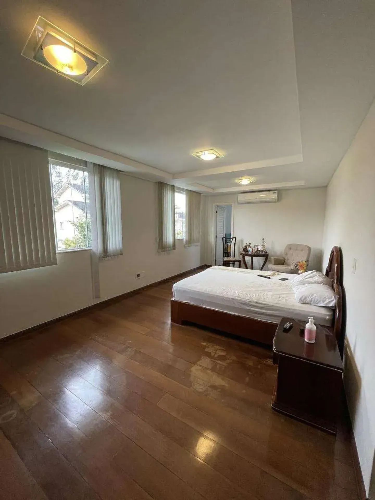 Casa de condomínio com 4 quartos e 5 banheiros — photo 28