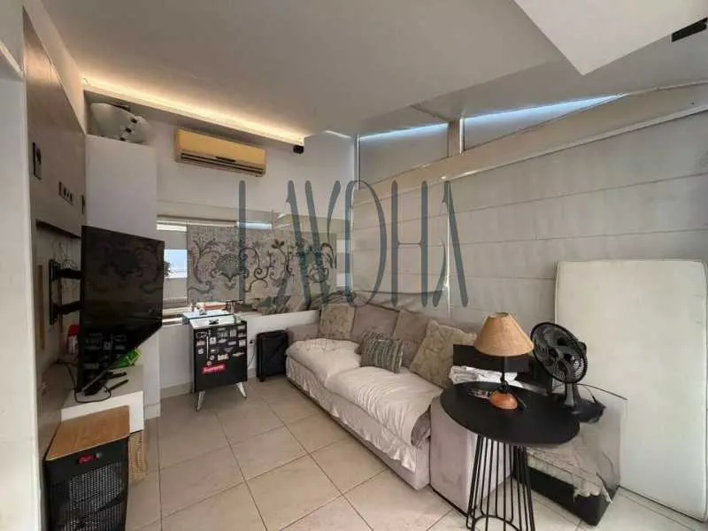 Furnished 3-bedroom apartment with 4 bathrooms — photo 18