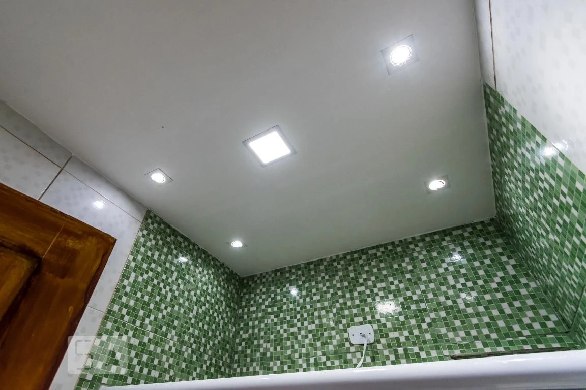 Furnished apartment with 2 bedrooms, 1 bathroom and gas stove — photo 20