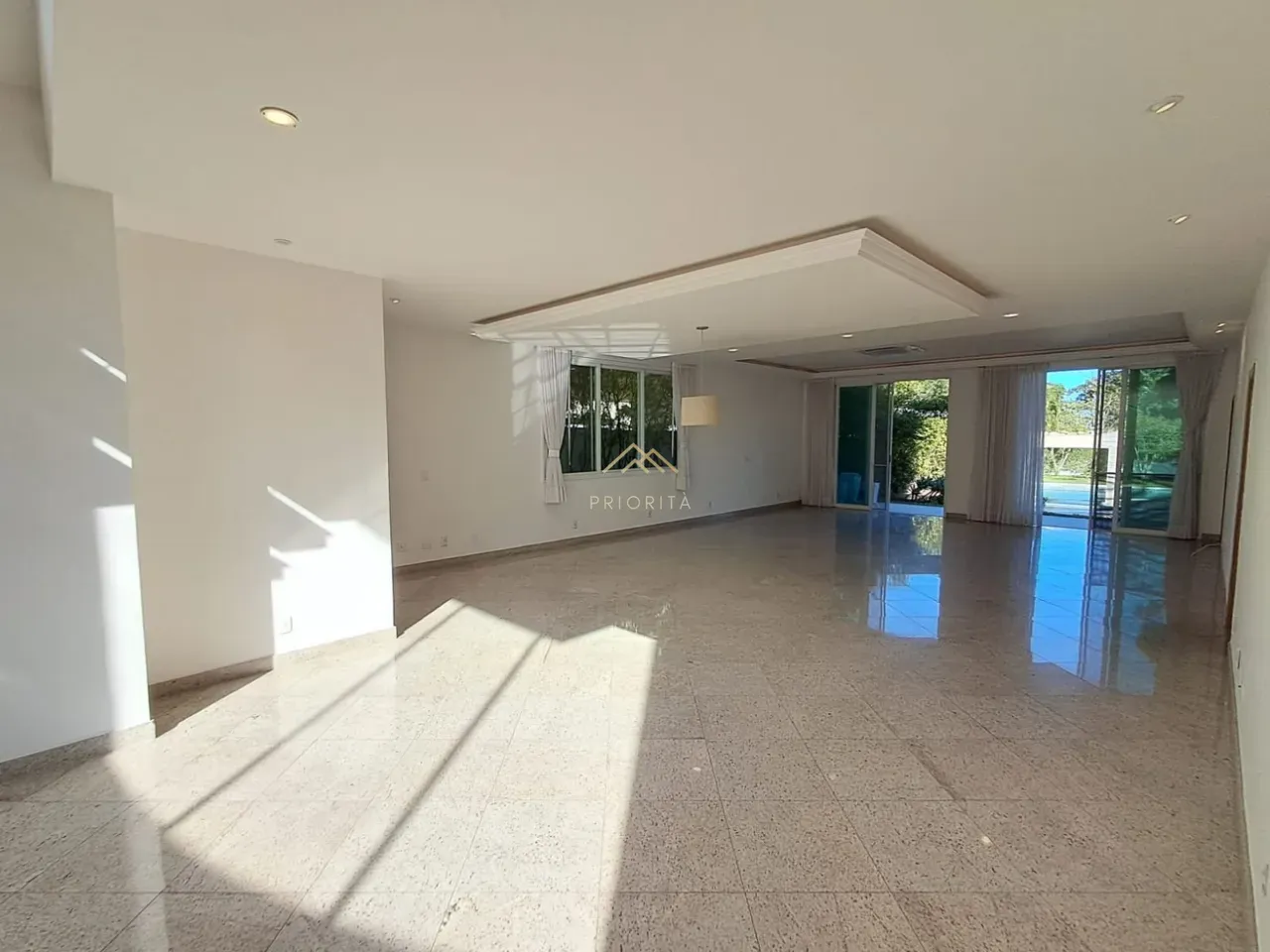 Casa em condomínio fechado com 6 quartos e 13 banheiros — photo 15