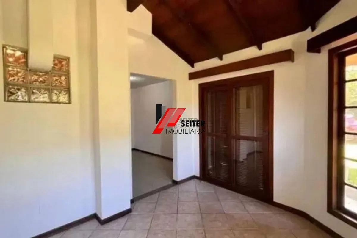 House with 3 bedrooms, 2 en-suites, 5 bathrooms — photo 14