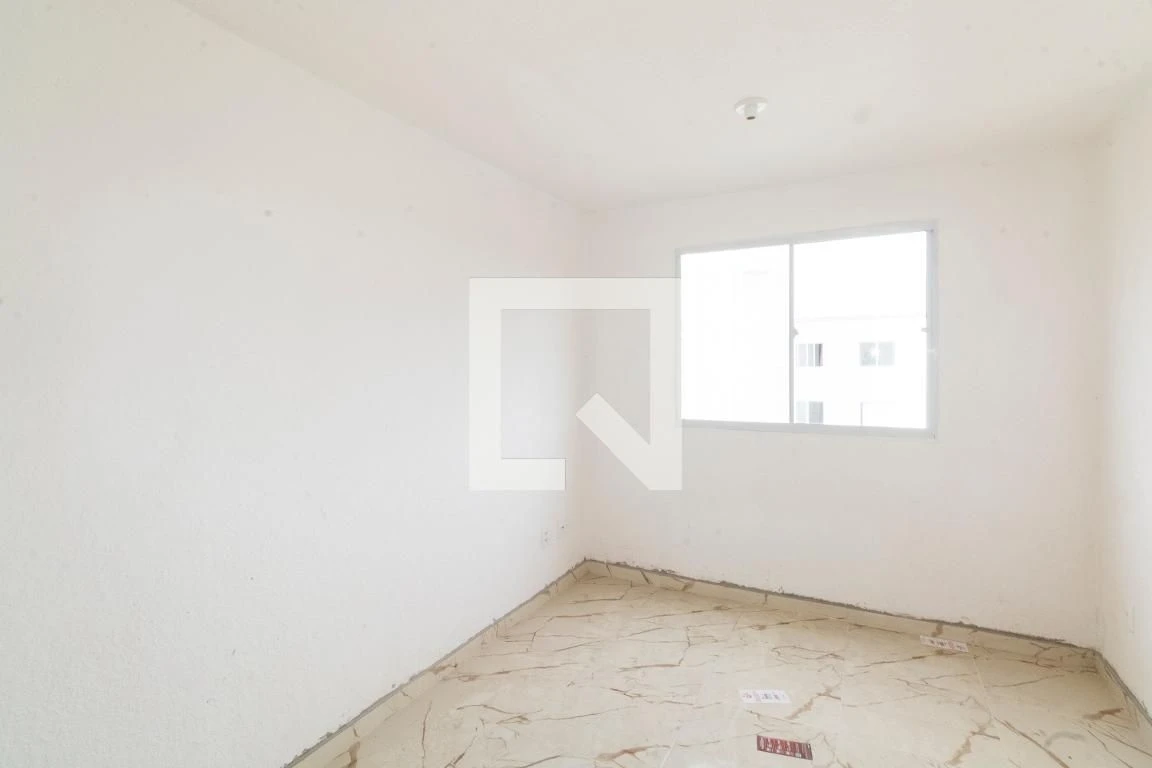 Apartamento com 2 quartos e área de serviço com tanque — photo 16