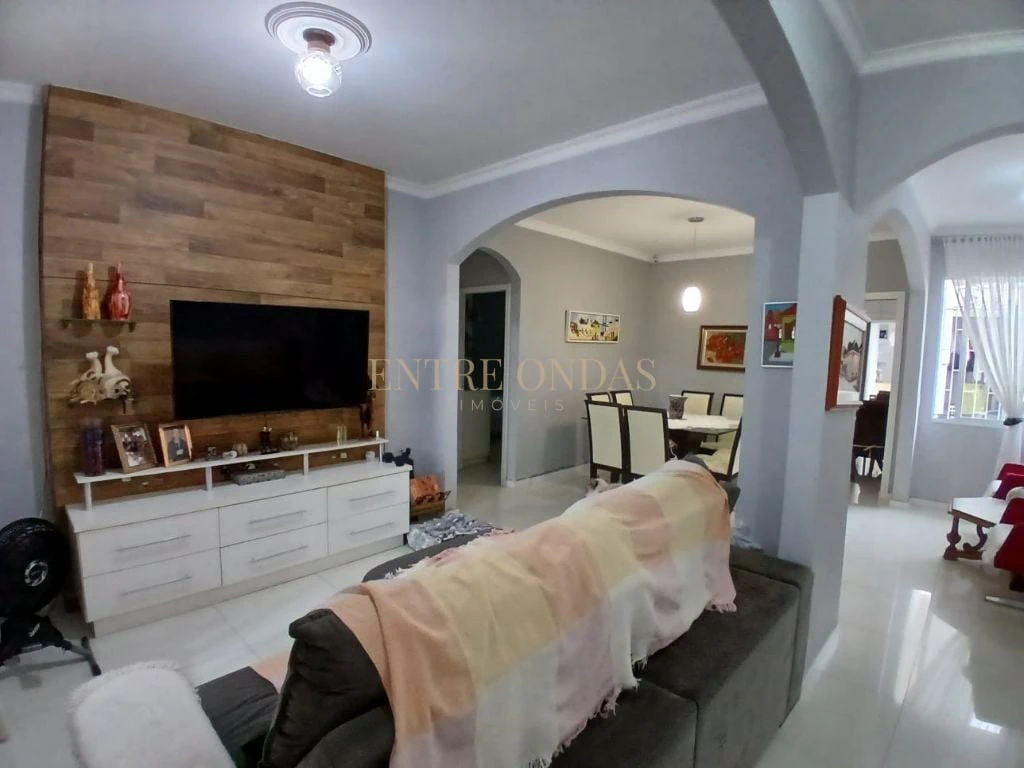 Furnished 3-bedroom house with 148 m² and 3 baths