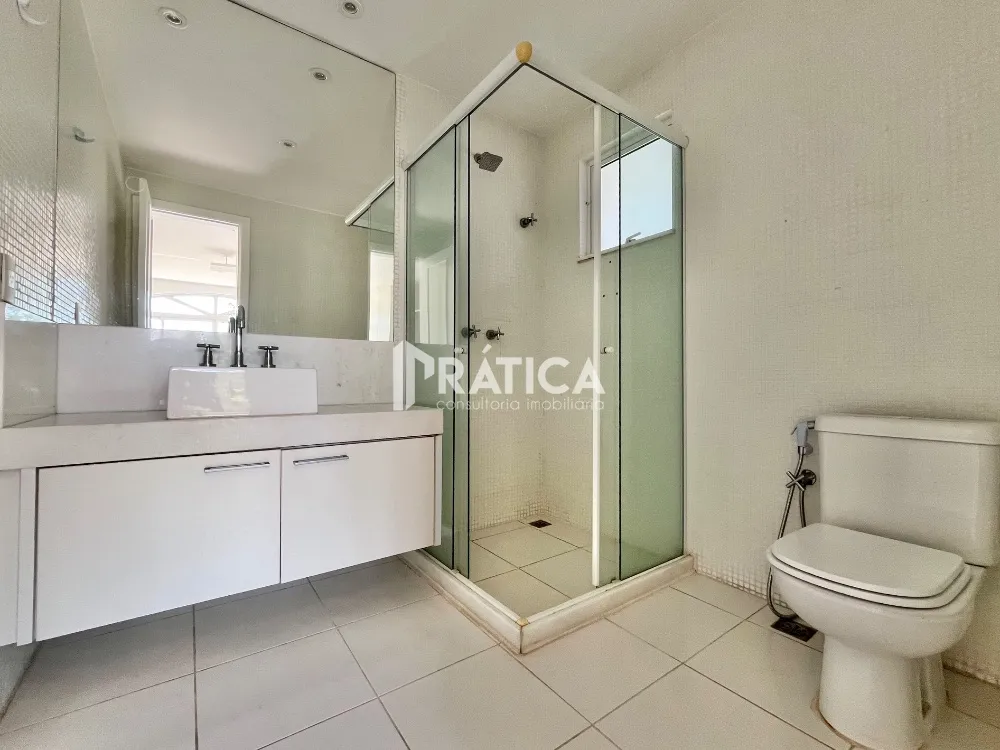House with 5 bedrooms and a 24-hour concierge — photo 22