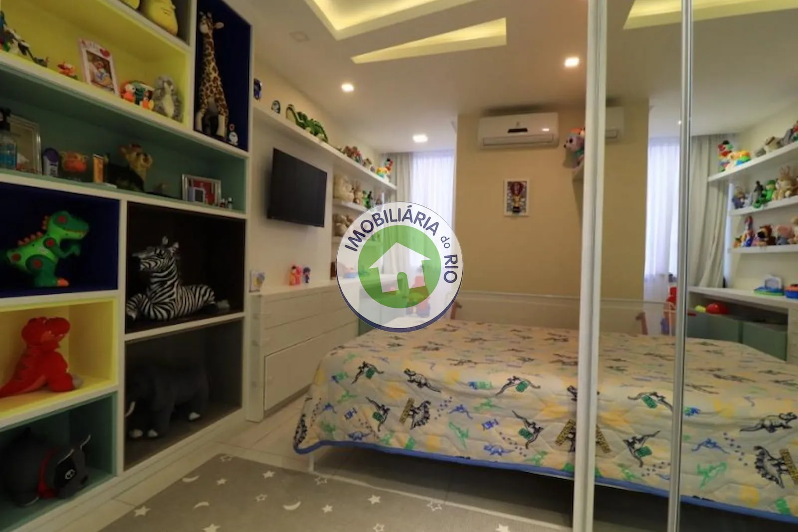 Apartamento mobiliado com 4 quartos e 350 m² — photo 23