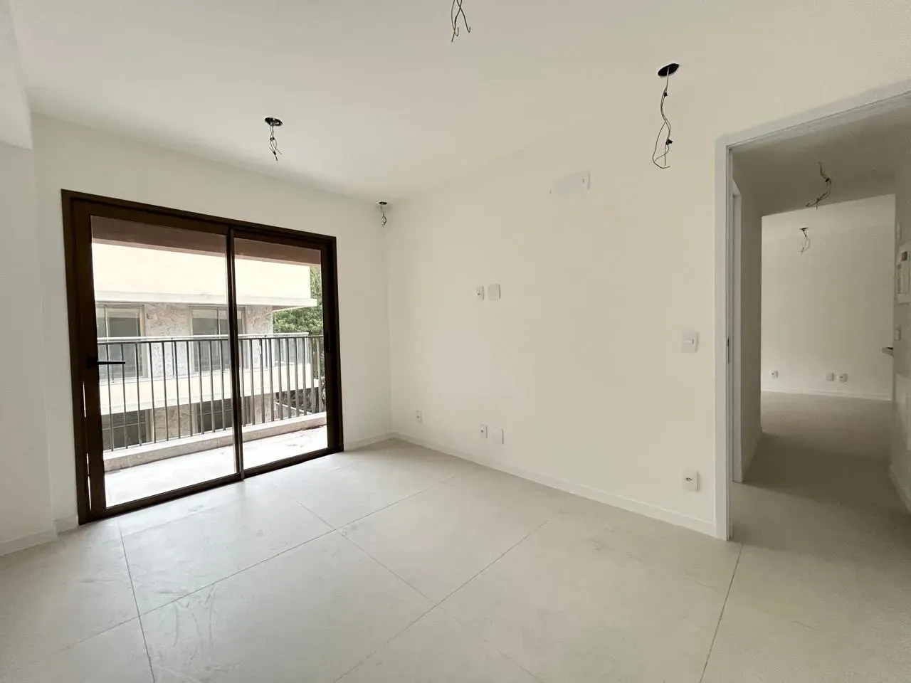 Apartamento de 2 quartos com varanda gourmet — photo 19