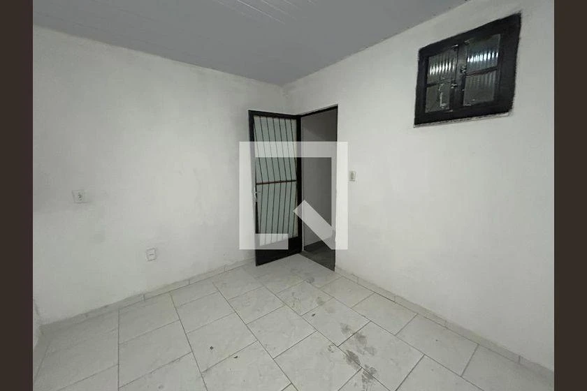 36 m² unfurnished apartment with 1 bedroom and a balcony — photo 3