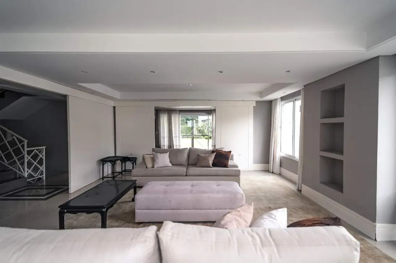 Casa con 4 suites y balcón con parrilla, 464 m² — photo 5