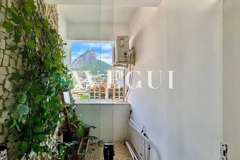 Furnished 2-bedroom apartment with enclosed balcony — photo 9