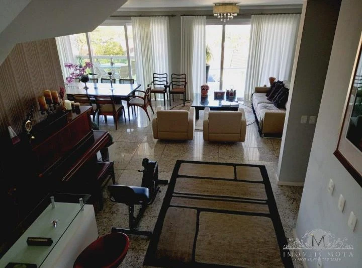 Casa de 300 m² com 5 suítes e vista para água e montanhas — photo 3