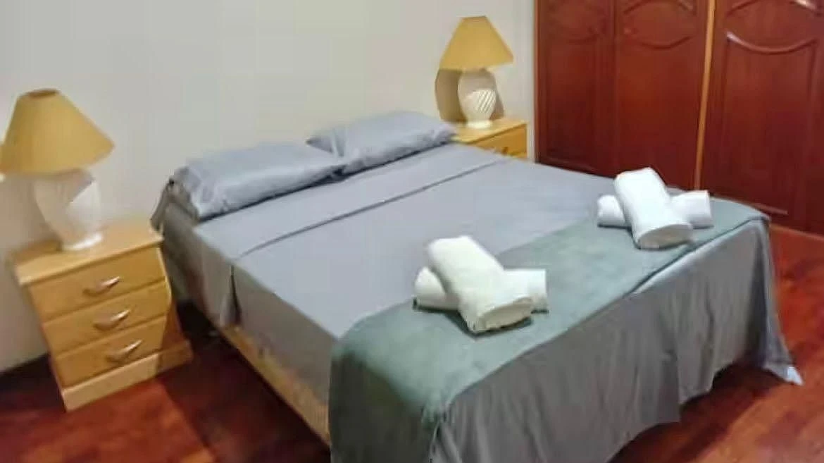 Furnished apartment, 180 m², with a water view — photo 14