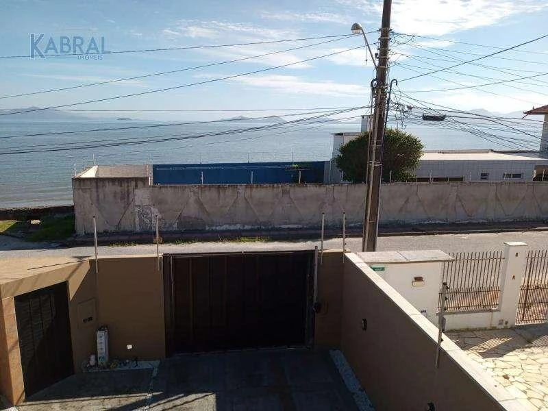 Casa de 3 quartos com varanda envidraçada, Balneário — photo 24